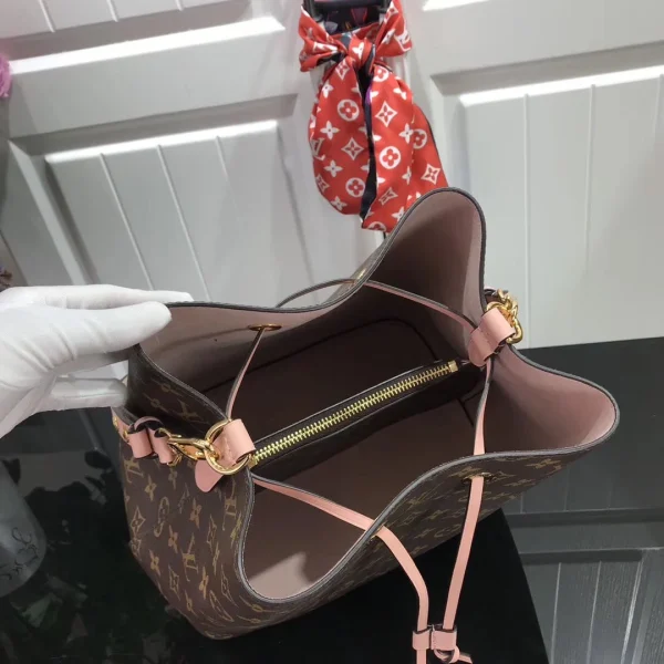 07e2b038-69a24c3c9d24.webp Louis Vuitton N Ono Rose Poudre Pink 26Cm, Designer Handbags, Womens Purse, luxury bags