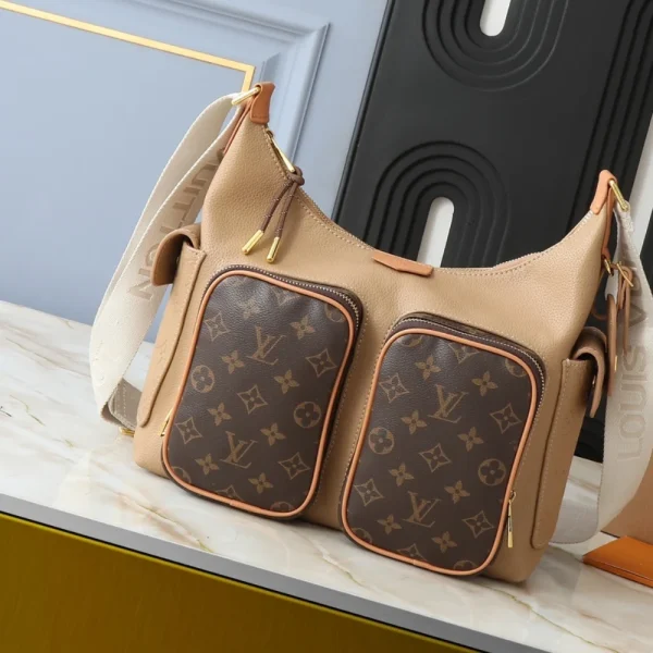 100-1-1-d6283c6f0d45.webp Louis Vuitton Hobo Cargo Beige 31Cm M12697, Designer Handbags, Womens Purse, luxury bags