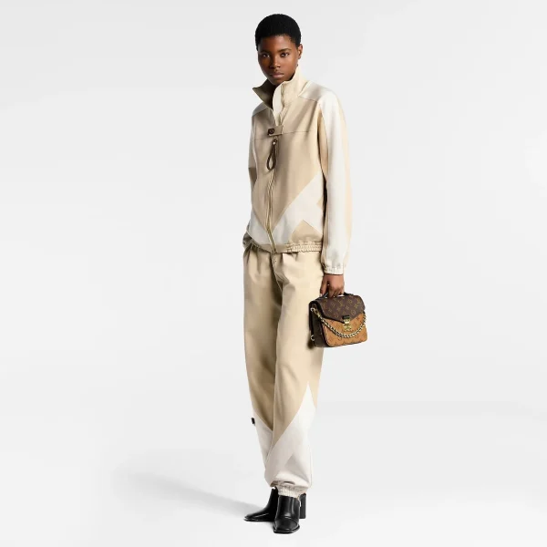 10001-102-23271bb25fc5.webp Louis Vuitton Pochette Mtis Backpack M11941, Designer Handbags, Womens Purse, luxury bags