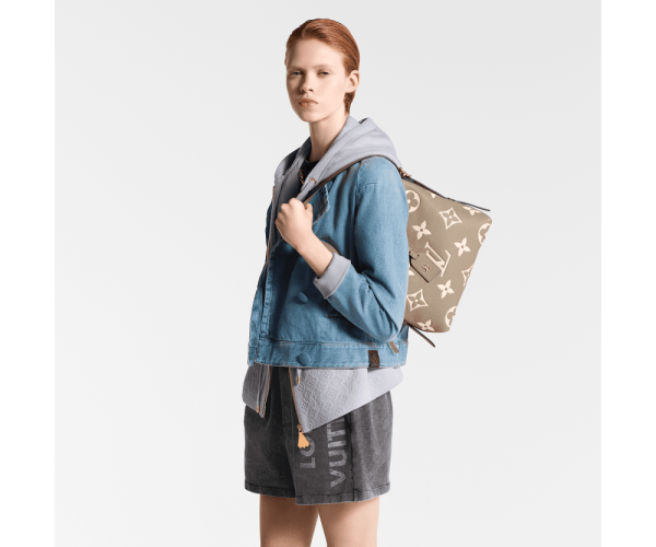 10001-11-7fab9ca0ec93.webp Louis Vuitton Carryall Pm M47180, Designer Handbags, Womens Purse, luxury bags