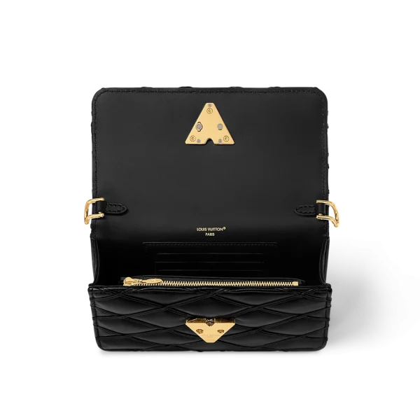 10003-136-7630bddc7c3f.webp Louis Vuitton On Chain Go-14 20cm M13139, Designer Handbags, Womens Purse, luxury bags