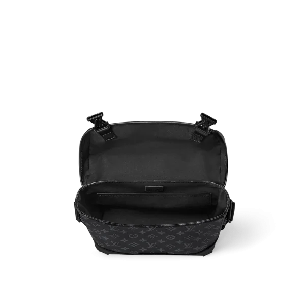 Louis Vuitton Messenger Voyager Pm M12517, Designer Handbags, luxury bags