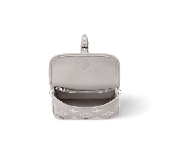 10003-8-cfa451ac099d.webp Louis Vuitton Diane M14214, Designer Handbags, Womens Purse, luxury bags