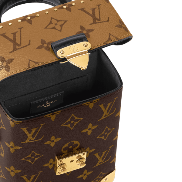 10004-51-4578095c5d13.webp Louis Vuitton Camera Box M82465, Designer Handbags, Womens Purse, luxury bags