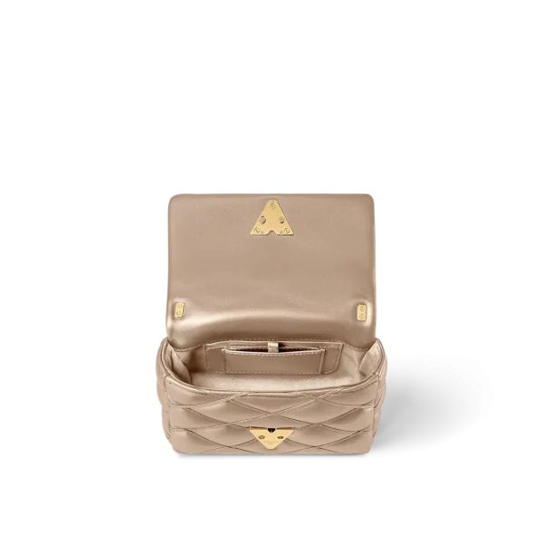 10005-128-7e1d167b4ee2.webp Louis Vuitton 57Th Street Nyc Go-14 Pm M12336 20cm/ 7.9in, Designer Handbags, Womens Purse, luxury bags