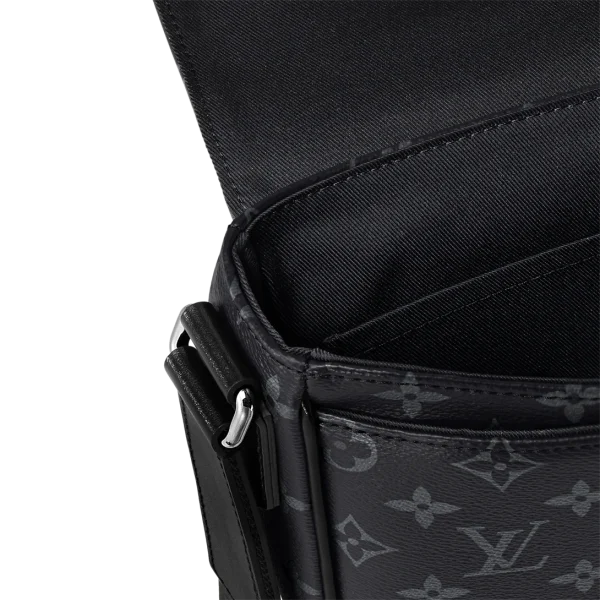 10006-173-72c8080d1bb6.webp Louis Vuitton District Pm Bag Monogram Black 26Cm M46255, Designer Handbags, luxury bags