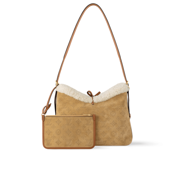 10006-29-c0a485336502.webp Louis Vuitton Carryall Pm M11843, Designer Handbags, Womens Purse, luxury bags