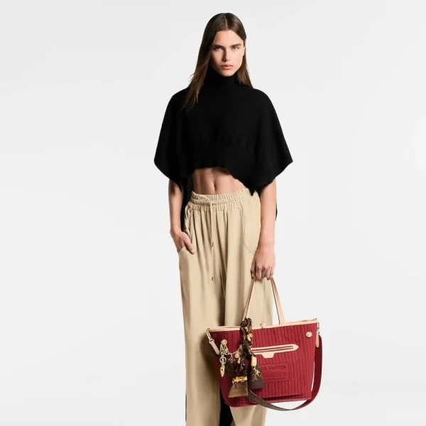 10008-12-0fa5de57fb3a.webp Louis Vuitton Neverfull Bandoulire Inside Out Mm 31Cm M12096, Designer Handbags, Womens Purse, luxury bags