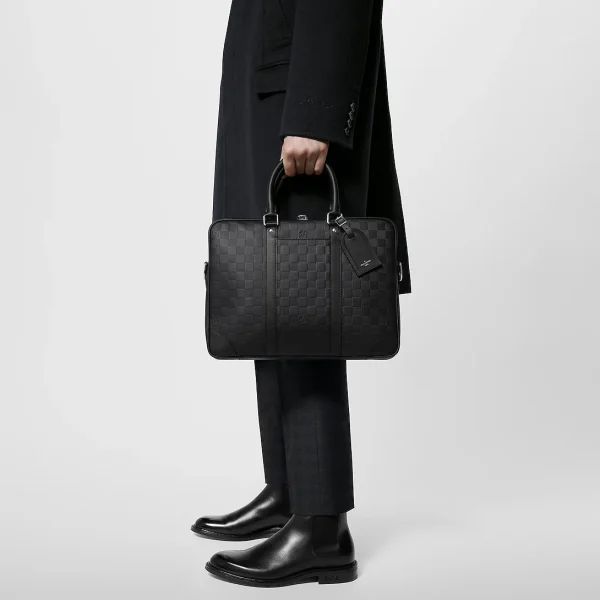 10011-3-f8d64472f8e3.webp Louis Vuitton Porte-Documents Voyage Pm N40444, Designer Handbags, luxury bags