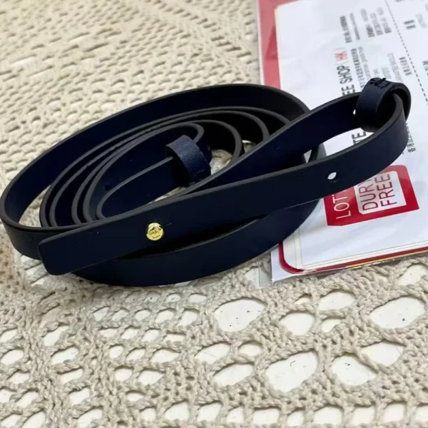 108-11-021bd13afede.webp Fendi Roll Mini Ff Chenille Bag Dark Blue 16Cm