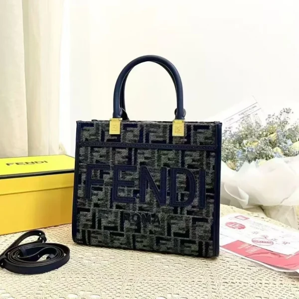 111-13-fdf6ab086d5c.webp Fendi Sunshine Small Ff Chenille Shopper Dark Blue 26Cm