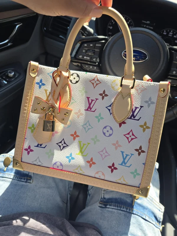 123-scaled-1.webp Louis Vuitton OnTheGo PM LV x TM Bag White Multicolore 25cm M27580