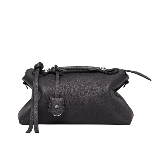 135-3-7346c482a5ff.webp Fendi By The Way Selleria Medium Black 20Cm