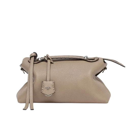 136-3-523396663124.webp Fendi By The Way Selleria Medium Grey 20Cm