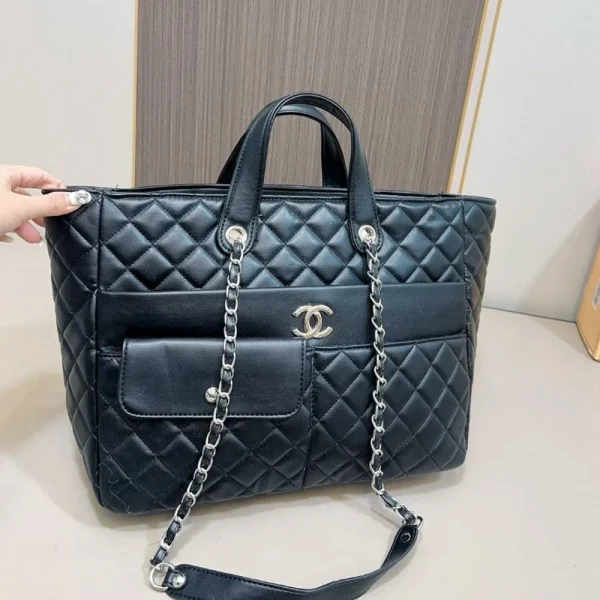 138-cc38d354d2ee.webp Chanel Large Zipped Shopping Bag Black 32Cm/12.6in, Designer Handbags, Women’s Purse, luxury bags, Chanel bags