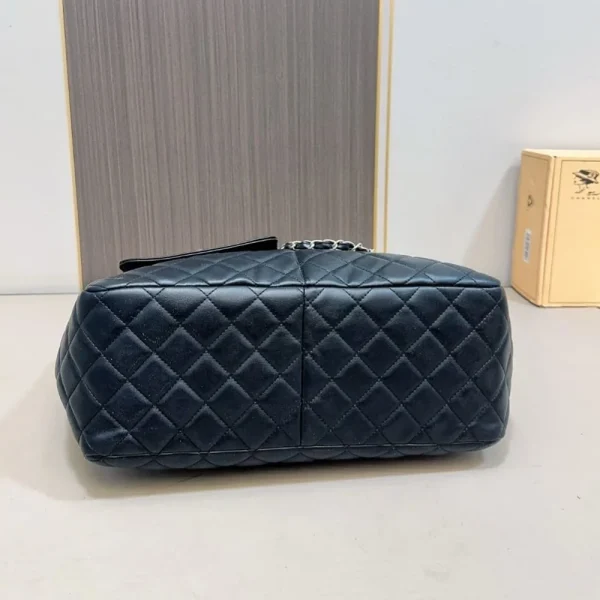 141-2-050184cfd377.webp Chanel Large Zipped Shopping Bag Black 32Cm/12.6in, Designer Handbags, Women’s Purse, luxury bags, Chanel bags