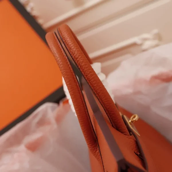 1542985434_655809839_3_a3fd8820-6713-48be-aa98-748168087d39-76149cf8a93b.webp Hermes Birkin Bag 35 Fire Togo Gold Hardware