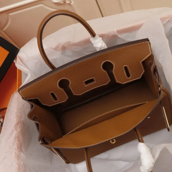1542985599_643861805_5_2aae33ee-2d60-4e12-b5cf-dffb40a6aa39-8a0f13d61ae4.webp Hermes Birkin Bag 35 Brown Togo Gold Hardware
