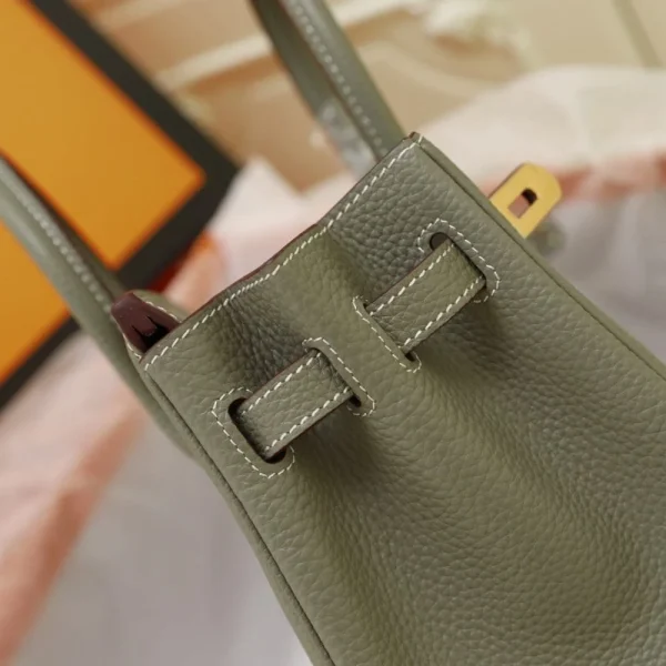 1542985650_89780520_2_d0434734-8518-4792-ad9c-5e5a905e5645-7ca8e4b1259a.webp Hermes Birkin Bag 30 Olive Togo Gold Hardware