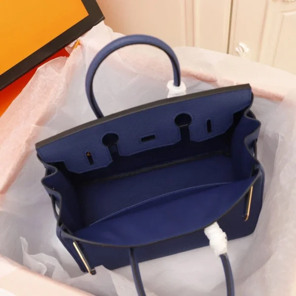 1542985859_1045407836_4_a887f9dd-1746-4e58-a197-350061637a29-fd3bb61c1ada.webp Hermes Birkin Bag 30 Navy Togo Gold Hardware