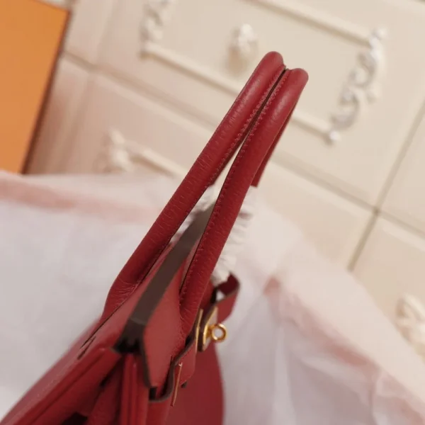 1542985908_3941501918_5_d5f43112-0aaa-4180-b7e0-e6e452330ac9-243790df7af5.webp Hermes Birkin Bag 35 Crimson Togo Gold Hardware