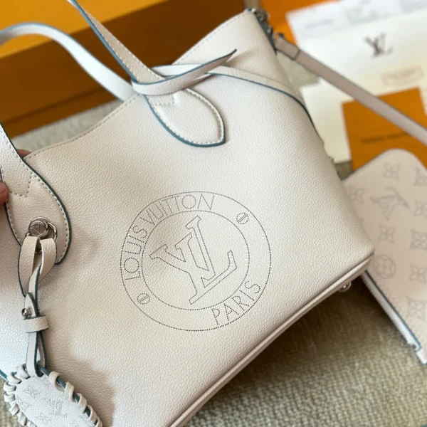 155-1-1-de7a12ea569b.webp Louis Vuitton Blossom Mahina Bag With Lv Circle Motif White 23Cm, Designer Handbags, Womens Purse, luxury bags