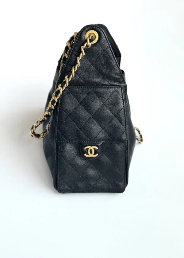 15e2d60c-aa32b1b536ef.webp Chanel crossbody bag 25 Small Handbag Grained Calfskin & Gold-Tone Metal Black 30cm/11.8in, Designer Handbags, Women’s Purse, luxury bags, Chanel bags
