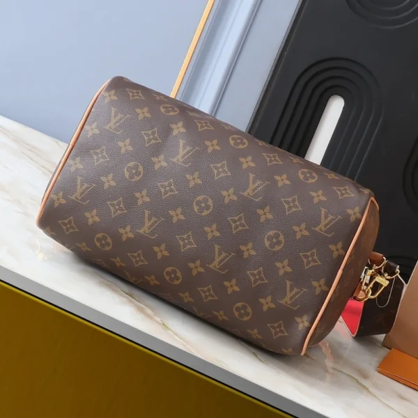 163-2-5c4a6015ae59.webp Louis Vuitton Speedy Soft 30 Crafty Brown 30Cm M11945, Designer Handbags, Womens Purse, luxury bags