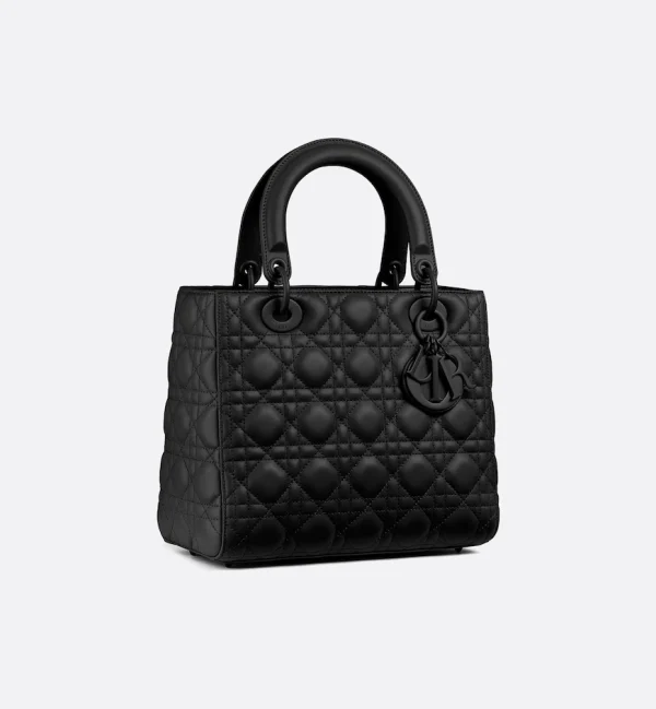 1631533527_M0565SLOI_M989_E03_GHC.webp Medium Lady Dior Bag