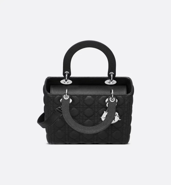 1652280319_M0565PWRT_M900_E06_GHC-b1e271db362f.webp Medium Lady Dior Bag