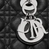 1652280319_M0565PWRT_M900_E09_GHC.webp Medium Lady Dior Bag