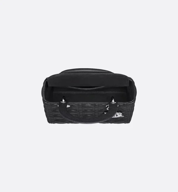 1652280319_M0565PWRT_M900_E10_GHC-f1d93db6fa43.webp Medium Lady Dior Bag