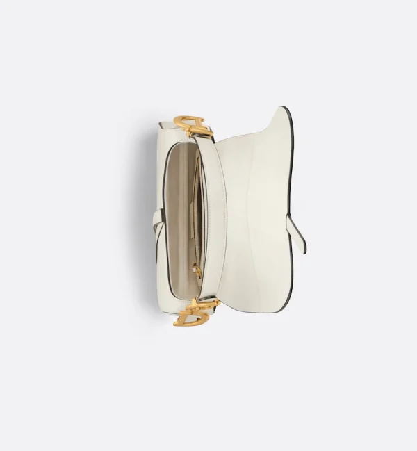 1685612741_M0455CBAA_M030_E06_GHC-b350d060906c.webp Saddle Bag with Strap