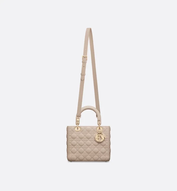 1687970292_M0565ONGE_M51U_E07_GHC-4121e009d96c.webp Medium Lady Dior Bag