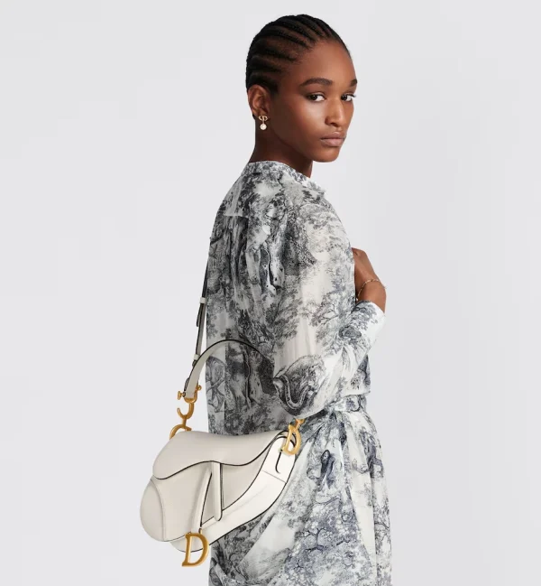 1688744782_F_23_3_LOOK_514_E13_GHC-2feff79b5432.webp Saddle Bag with Strap