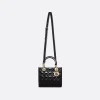 1690296315_M0565OWCB_M900_E07_GHC-11596e97a443.webp Medium Lady Dior Bag