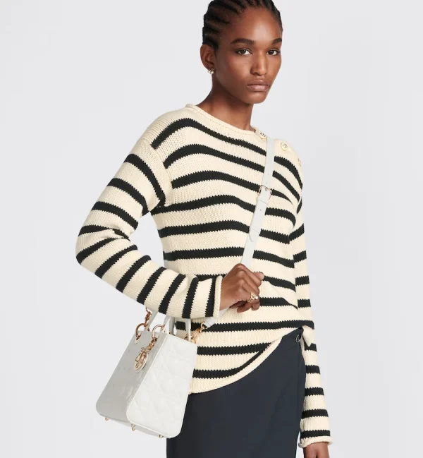 1692366399_F_23_3_LOOK_558_E16_GHC-1-fb73e3afec73.webp Medium Lady Dior Bag