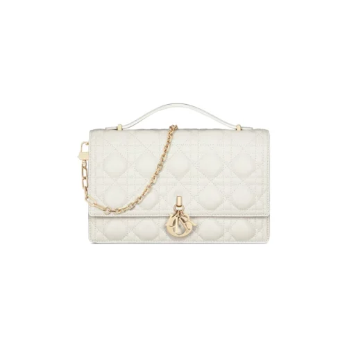 1694537771_M0997ONGE_M030_E01_GHC-1.webp My Dior Top Handle Bag