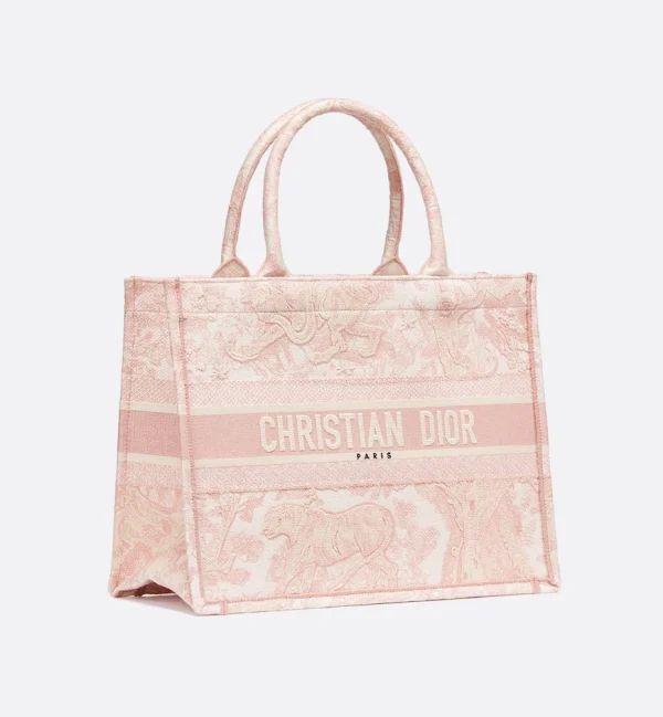 1701265518_M1296ZTDT_M31I_E03_GHC-b70c0a5883e7.webp Medium Dior Book Tote