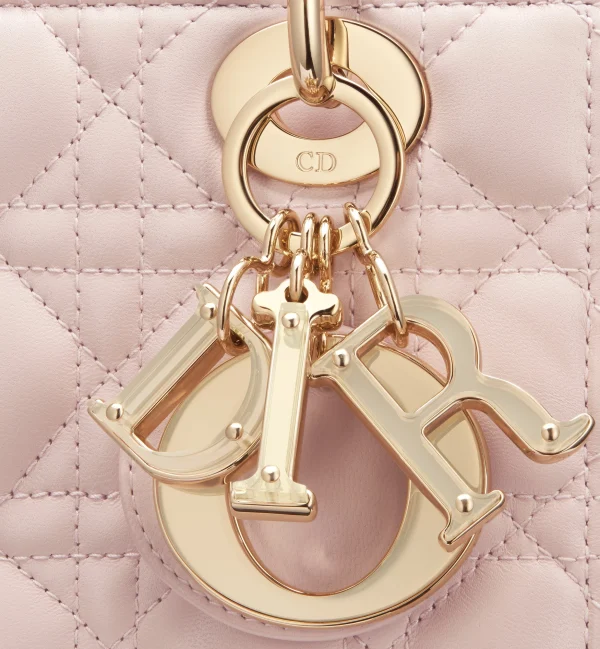 1708947923_M0531ONII_M413_E09_GHC-b8daf76cfcb7.webp Small Lady Dior Bag