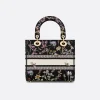 1712143310_M0565OEGM_M911_E08_GHC-1f33745c812e.webp Medium Lady D-Lite Bag