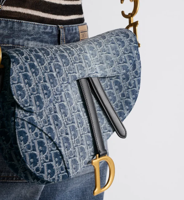 1712677701_F_24_3_LOOK_715_E17_GHC.webp Saddle Bag with Strap