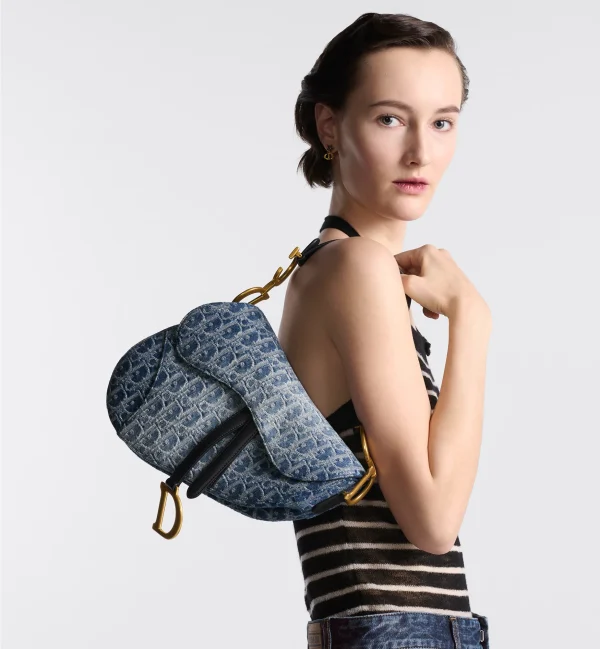 1712677713_F_24_3_LOOK_715_E05_GHC-4917f3f49d33.webp Saddle Bag with Strap