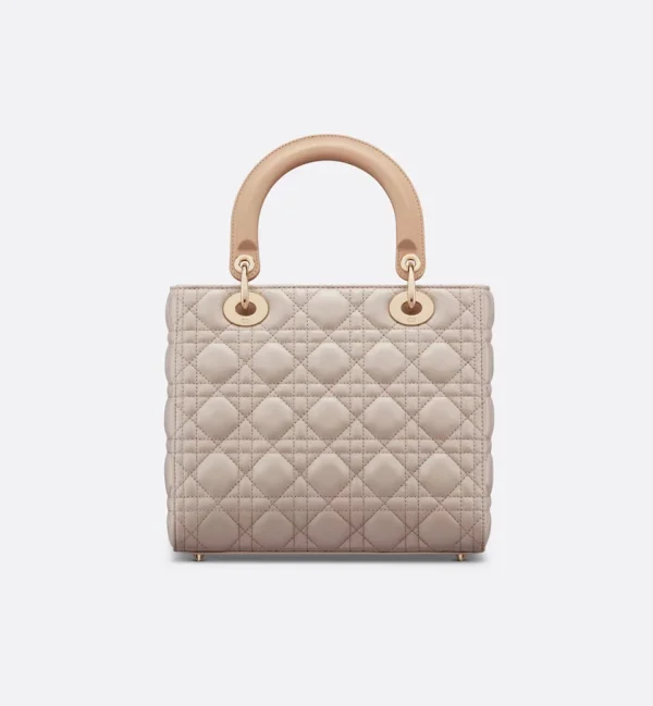 1716807616_M0565ONJC_M29I_E08_GHC-774ccc338378.webp Medium Lady Dior Bag