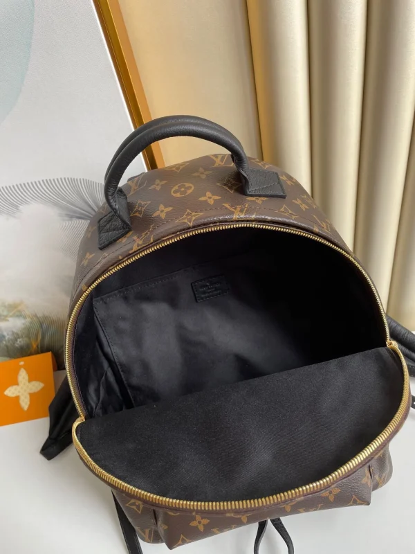 1bb5bcdae3279419f5121f8f1c48af72-c87889f79367.webp Louis Vuitton Palm Springs Backpack MM Monogram Canvas 28cm/11in M44874, Designer Handbags, Womens Purse, luxury bags