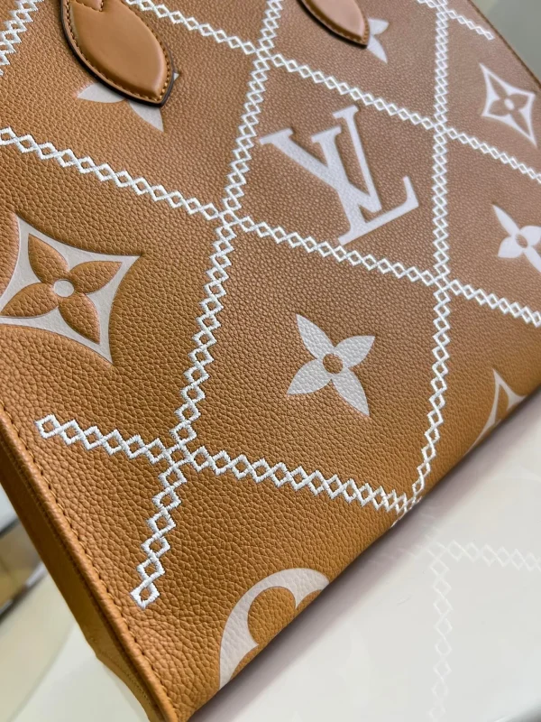 1becf163-68e940504d67.webp Louis Vuitton Onthego MM Tote Monogram Arizona ‘Brown Crme Beige’ 35cm, Designer Handbags, Womens Purse, luxury bags