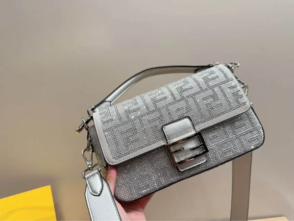 2-1-2-9206ca83b6a7.webp Fendi Baguette Silver Crystal Trim 25Cm