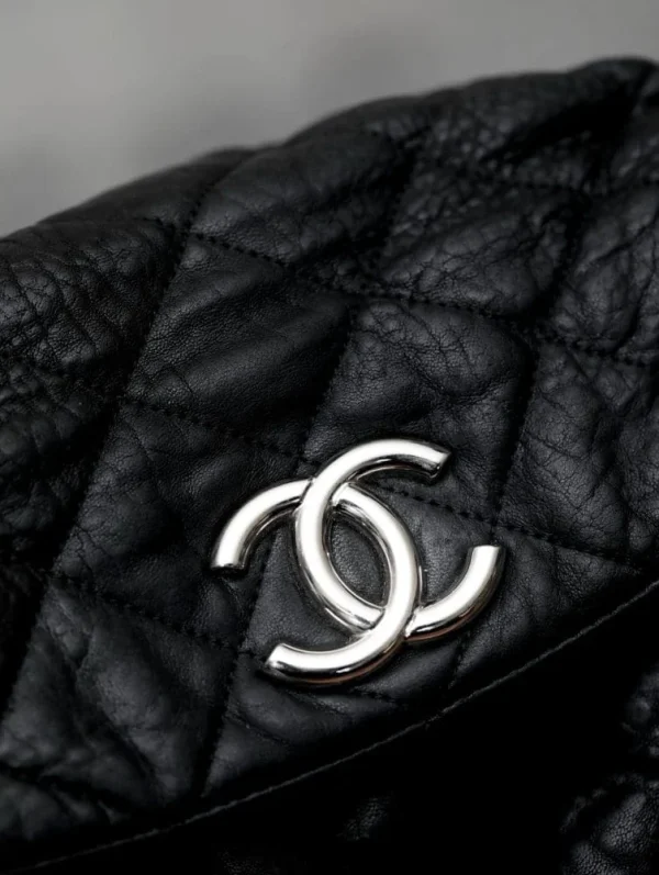 231c9460-7e8d8e0b8690.webp Chanel Black Quilted Washed Lambskin Chain Around Hobo 31cm, Designer Handbags, Women’s Purse, luxury bags, Chanel bags