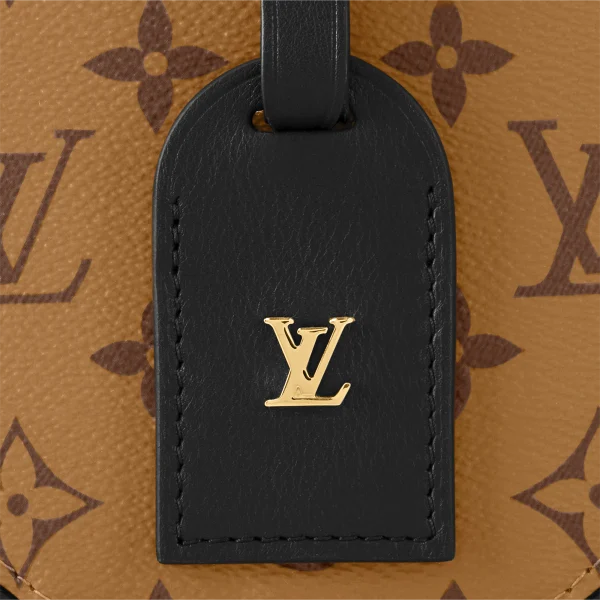 242463C8-38E7-5F54-EB4B-7221B7AF5E71-36d245d34b65.webp Louis Vuitton Mini Boite Chapeau Monogram Reverse – Women – Small Leather Goods 13cm, Designer Handbags, Womens Purse, luxury bags