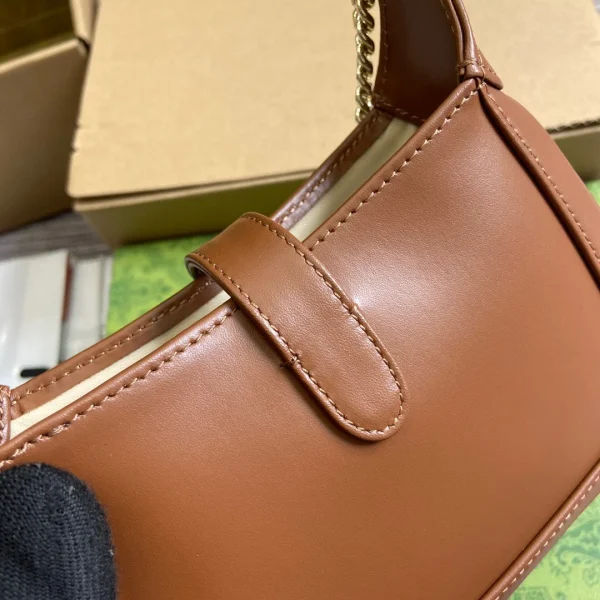 2553d84d-a86be2a0c55e.webp Gucci Jackie 1961 Mini Hobo Bag Brown 19cm